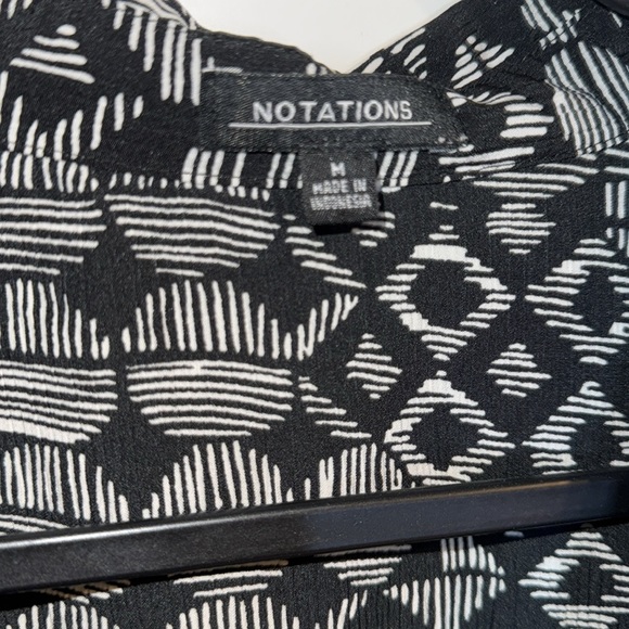 NOTATIONS- BLACK &WHITE ABSTRACT 3/4 SLEEVE 2 IN 1 BLOUSE SIZE MEDIUM - Picture 3 of 7